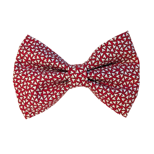 Add a touch of charm to your furry friend's style with this adorable red dog collar sprinkled with petite white hearts