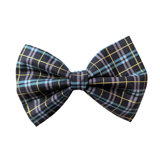 navy plaid bow featuring a subtle gold stripe.